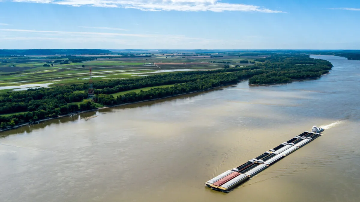 Low Mississippi River Levels Drive up Grain Transportation Costs